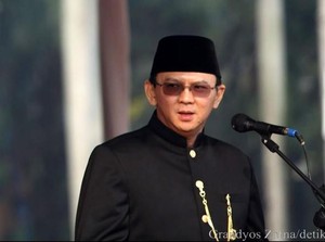Ahok Ingin Bangun Halte TransJ 2 Lantai, PKL Bisa Jualan di Lantai Dasar