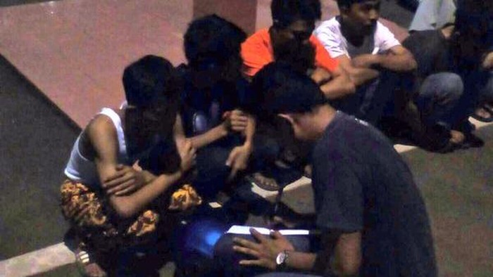 Polisi Tangkap ABG yang Lempari Batu ke Bus di Tol Pancoran