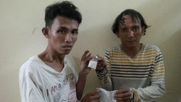 Kedapatan Bawa Sabu, Abraham Lincoln Cs Diciduk Polisi