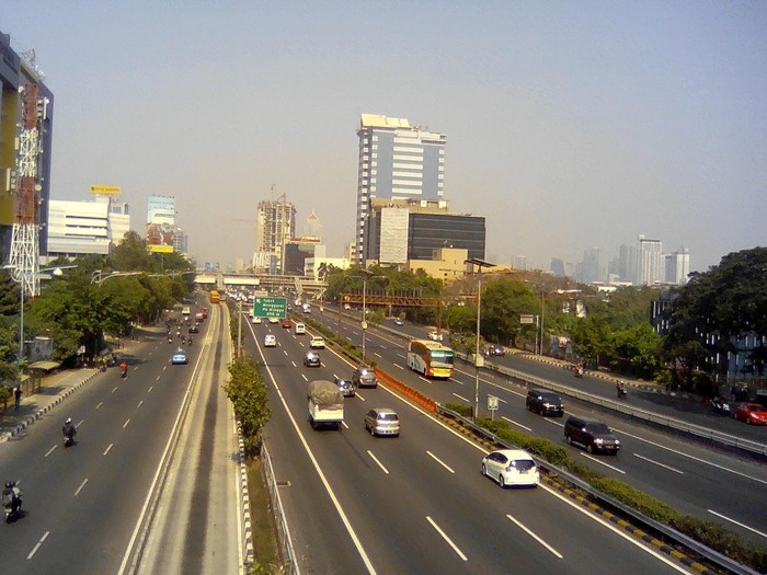 Penyisiran Pinggir Tol di Bekasi, Polisi Temukan Molotov dan Celurit Lagi