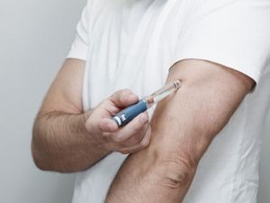 Ini Kata Dokter Soal Terapi Nyeri Sendi dengan Suntikan