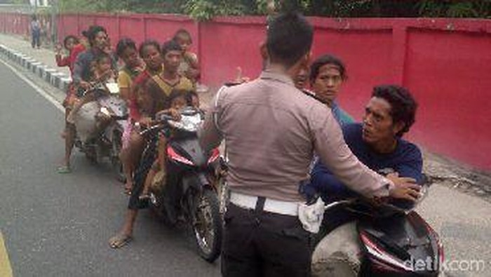 Ngungsi Karena Asap, Suku Rimba dari Jambi Kesasar di Pekanbaru