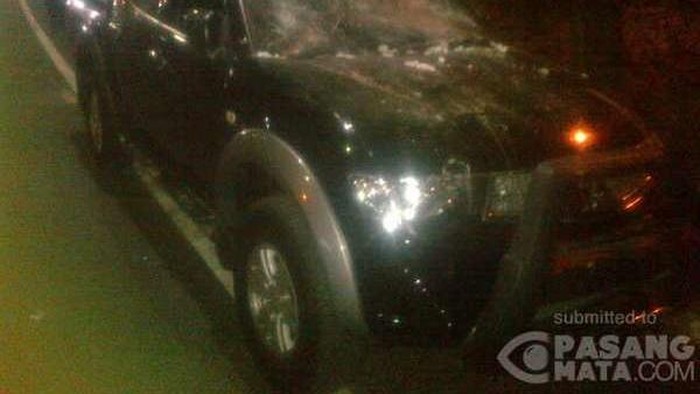 Kronologi Pelemparan Batu Massa ke Mobil Kapolres Jaktim di Pondok Gede