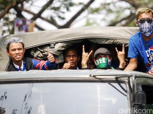 Pawai Persib, Ridwan Kamil: Bobotoh Jangan Sweeping, Jangan Telanjang