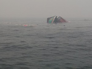 Bummm! Kementerian KKP Ledakkan 4 Kapal Vietnam Pelaku Illegal Fishing