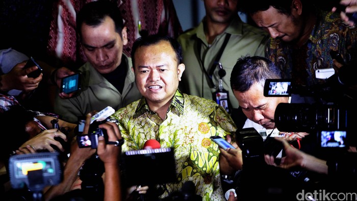 Usai 9 Jam Diperiksa, Rio Capella Langsung Ditahan KPK