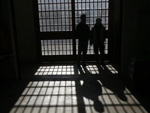 Kemenkum HAM Buka 878 Lowongan CPNS Penjaga Tahanan untuk Lulusan SMA
