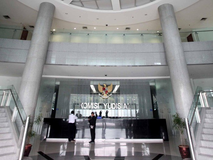 Diskors 6 Bulan, Waka Pengadilan Tinggi Surabaya: Saya Pasrah