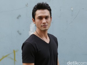 Indra Bruggman Bicara soal CLBK dengan Helmalia Putri