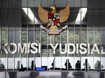 KAMMI Minta KY Dalami Putusan MA Ubah Syarat Usia Cagub-Cawagub