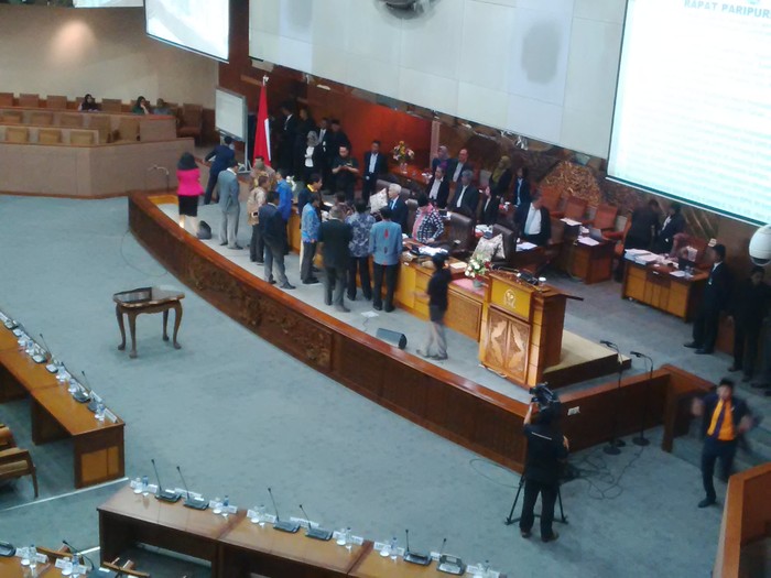 Rapat Paripurna Tiba-tiba Memanas Bahas Perubahan Tata Tertib DPR