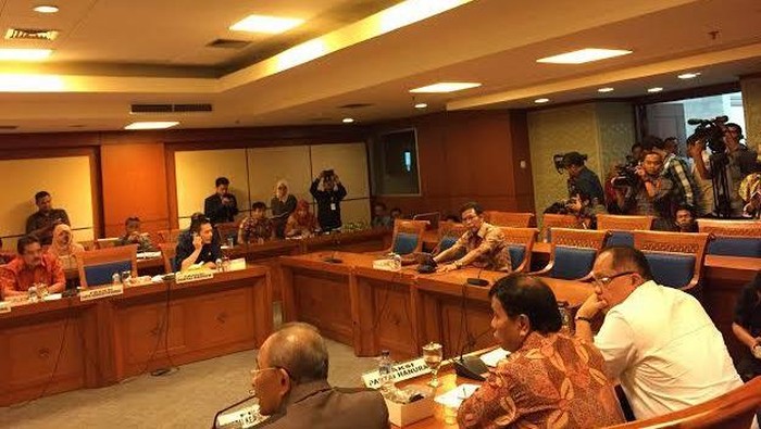 Eks Dirtipideksus Victor Simanjuntak Bicara di Pansus Pelindo