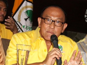 Novanto Didesak Mundur, Ical: Menggulingkan Orang Itu Dosa!