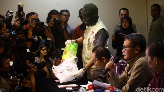 Duit Rp 1,7 Miliar yang Diterima Dewie Limpo Terkait Pembahasan APBN 2016