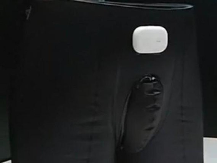 Perusahaan Jepang Ciptakan Celana Pintar Pemberi Tanda Kapan Ingin Pipis