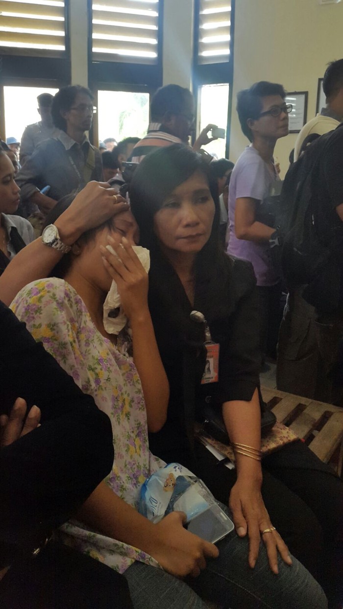 Hamidah tak Berhenti Menangis Dengarkan Kronologi Pembunuhan Engeline