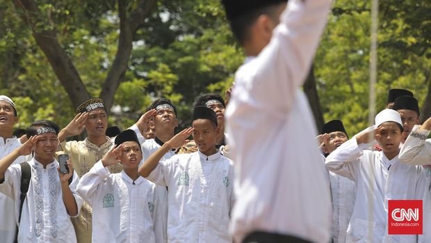 Peringatan Hari Santri Nasional di Tugu Proklamasi, Jakarta, 22 Oktober 2015.