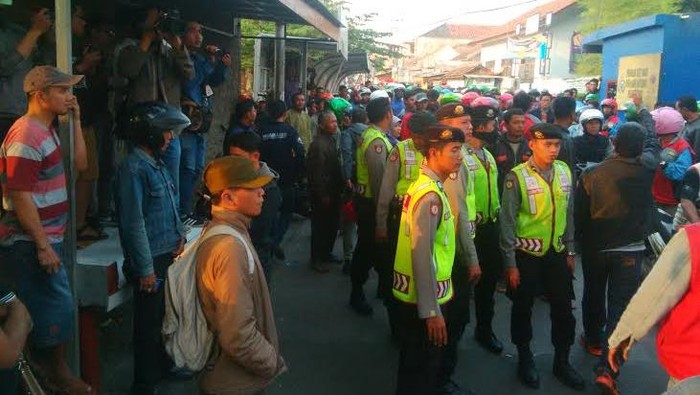 Gojek vs Opang Ribut, Polisi Berjaga-jaga di Bunderan Cibiru