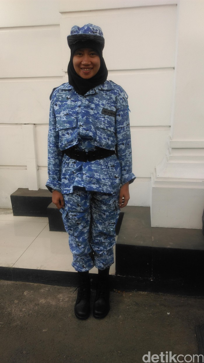 Ingin Pegang Senjata Jadi Motivasi Nursabrina Ikut Program Bela Negara