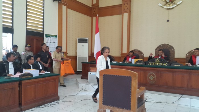 Margriet Dinyatakan Sehat, Siap Dengarkan Dakwaan Pembunuhan Engeline