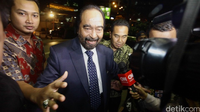 Surya Paloh Tantang KPK Rekonstruksi Pertemuan di Kantor NasDem