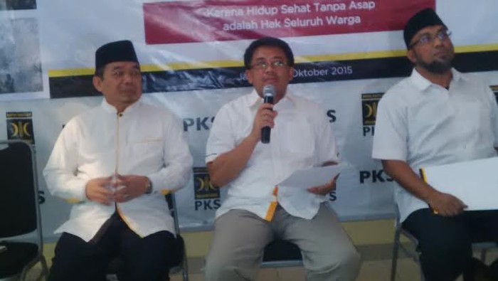 Peduli Kabut Asap, PKS Luncurkan Gerakan Nasional Tanggap Asap