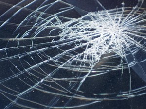Avanza dan Truk Box Terlibat Kecelakaan di Tol Tambun, Lalin Padat