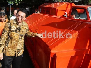 Truk Sampah DKI Masih Belum Bisa Melintas di Cileungsi