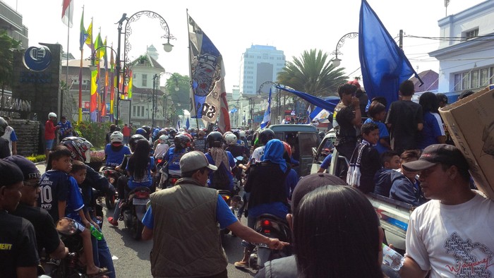 Pawai Kemenangan Persib di Lapangan Tegallega Dipercepat