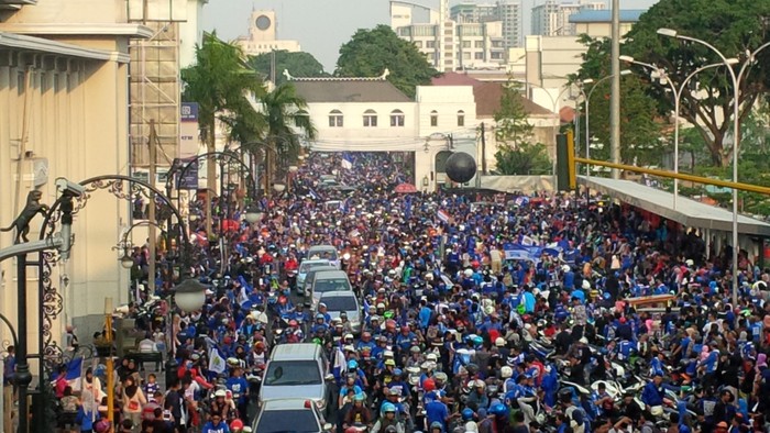 Siang Ini Ridwan Kamil dan Kapolrestabes Bandung Rapat Evaluasi Pawai Persib