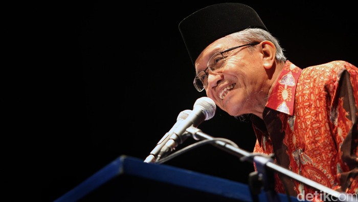 Taufiq Ismail adalah seorang sastrawan ternama Indonesia.  Ari Saputra/detikcom.