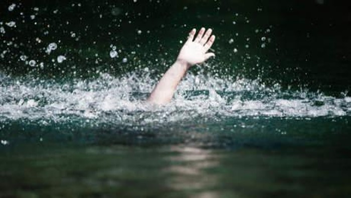 Bocah 10 Tahun Tenggelam di Sungai Kalimalang, Tim SAR Lakukan Pencarian
