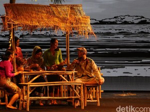 Pergi Nonton Teater Atau ke Bioskop?
