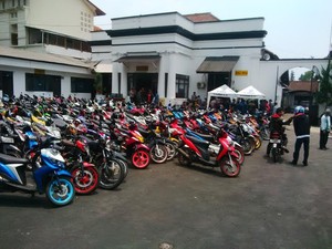 Ratusan Motor Bising Bobotoh Persib Ditilang Polrestabes Bandung