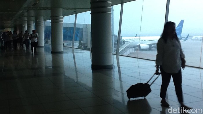 Bandara Ngurah Rai dan Blimbingsari Ditutup Hingga Jumat Pagi