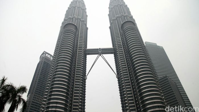 Menara Petronas Foto: Agung Pambudhy Menara Petronas Foto: Agung Pambudhy
