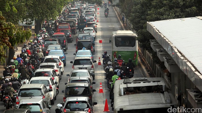 Pengintegrasian TransJ-Kopaja AC Molor, Dishub DKI: Harus Sesuai Kebutuhan