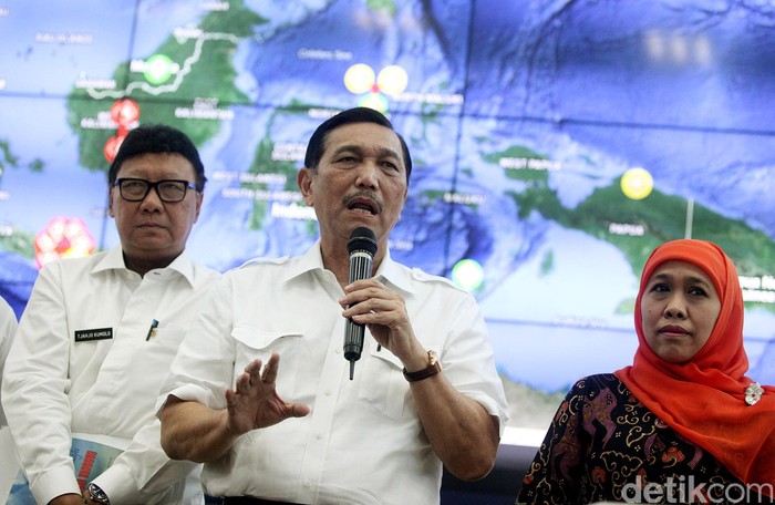 DPR Bentuk Pansus Karhutla, Luhut Fokus Penanganan Korban Asap