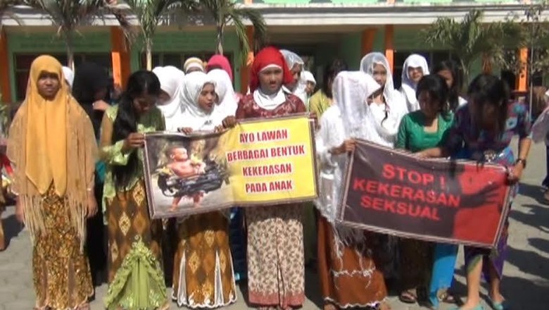 Pelajar Banyuwangi Deklarasikan Perang Terhadap Paedofilia
