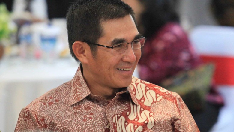 Kasus Suap di MK, Hamdan Menolak Diajak Akil Mochtar ke Buton Kasus Suap di MK, Hamdan Menolak Diajak Akil Mochtar ke Buton
