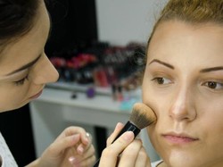 Serunya Sekolah Makeup