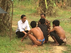 Akhir Polemik Tudingan Rekayasa Pertemuan Jokowi dan Suku Anak Dalam