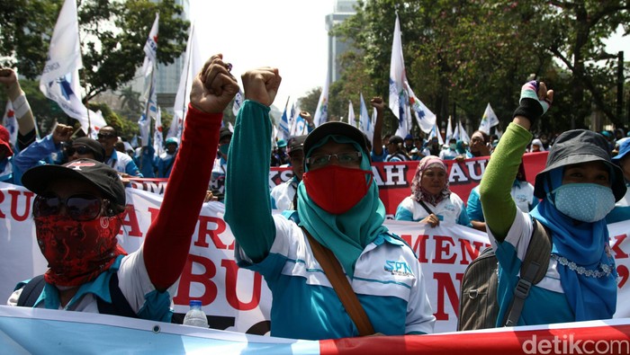 LBH Jakarta: Ada 2 Pengacara Publik yang Ikut Diamankan Usai Demo Buruh