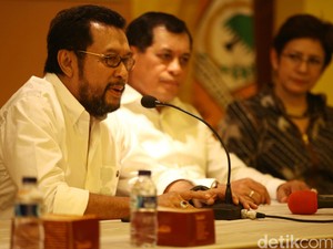 Ical dan Agung Belum Sepakati Mekanisme Islah Golkar, ini Saran Yorrys