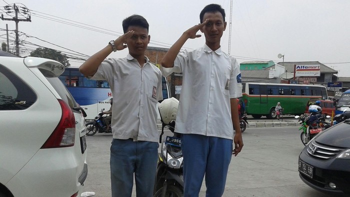 Terjaring Operasi Zebra, Pelajar di Bekasi Dihukum Nyanyi Indonesia Raya