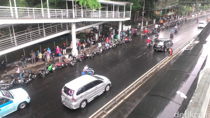Jakarta Diguyur Hujan Merata