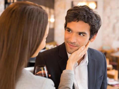 7 Fakta Menarik Tentang Percintaan di 2016