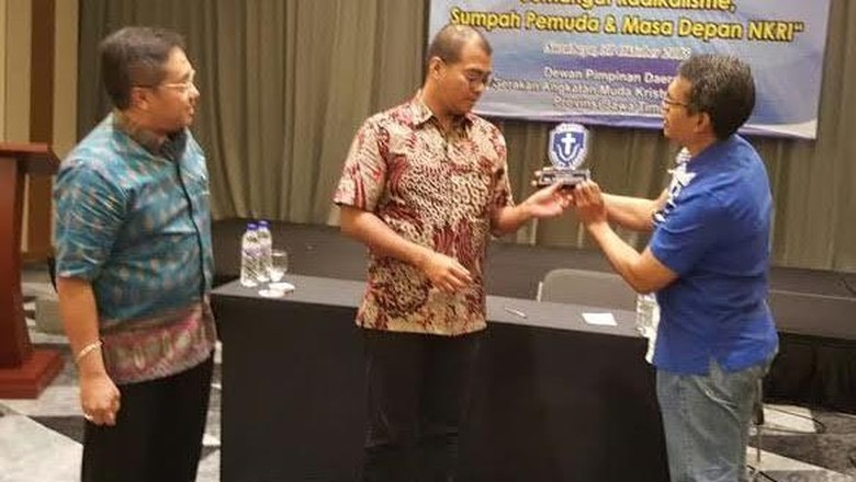 Mantan Seskab Andi Widjajanto Ajak Pemuda Tangkal Radikalisme