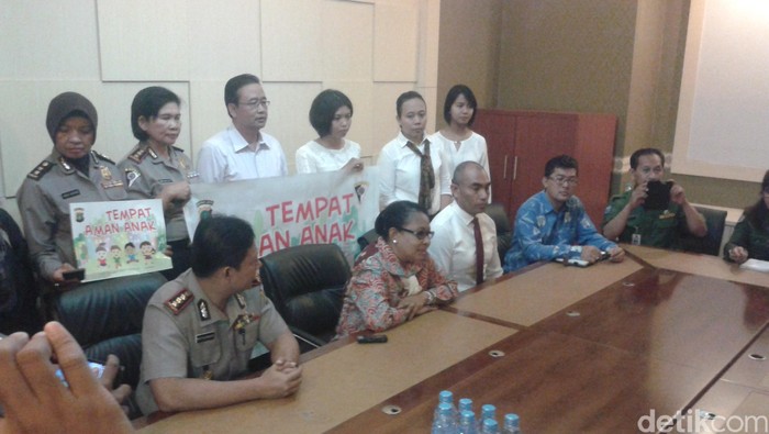 Ke Mapolres Jaksel, Menteri Yohana Dengarkan Curhat Pencabul 15 Anak