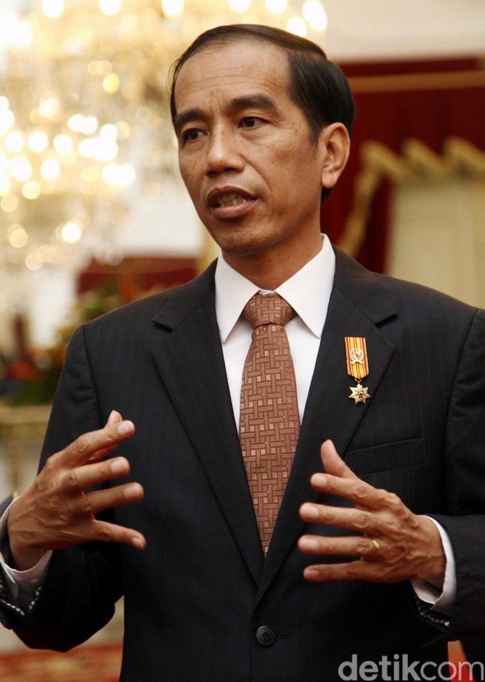 Akankah Pertemuan Jokowi dengan Ketum Parpol Digelar Terbuka?
